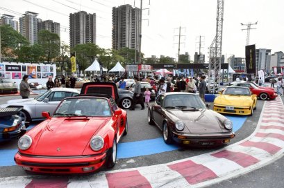 DAS TREFFEN X ปรากฏการณ์ของชาวปอร์เช่ทั่วเอเชียตะวันออกเฉียงใต้กลับมาในวาระครบรอบ 10 ปี งานรวมพลแห่งแพสชั่นและวัฒนธรรมปอร์เช่ที่ทรงพลังที่สุดแห่งปี ปลุกจิตวิญญาณของผู้หลงใหลให้เร้าใจอีกครั้ง