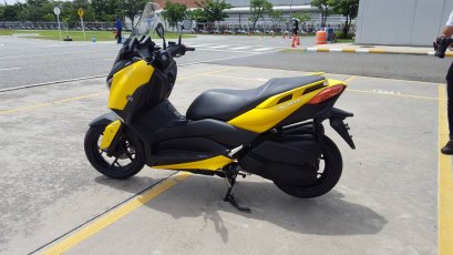 YAMAHA X-MAX