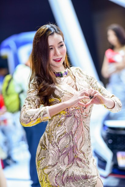 สาวไพโอเนีย