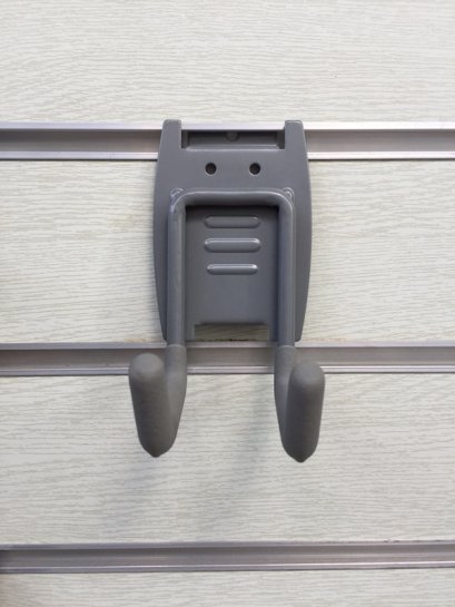 ขอแขวนสินค้าดำ J เล็ก ใช้กับ Slatwall