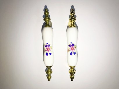 มือจับเซรามิคลายดอกไม้หัวแหลม 76 มม.