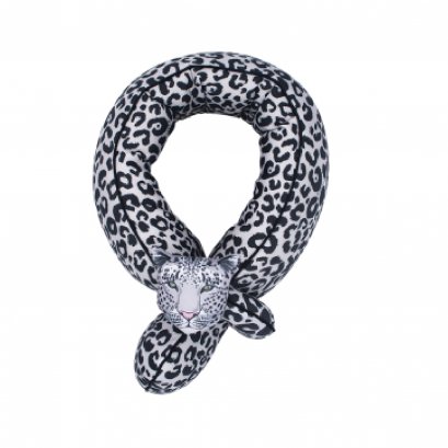 Scarf Pillow Black Bull