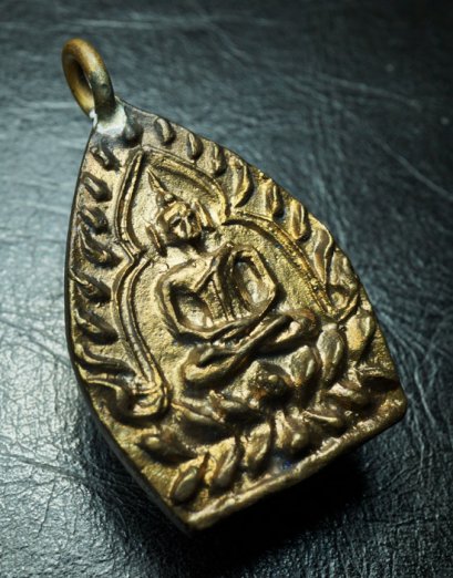 พระเจ้าสัว3 วัดกลางบางแก้ว เนื้อก้านช่อพระชัยวัฒน์หลวงปู่บุญ No.78 คัดสวยพิเศษผิวน้ำทอง (ขายแล้ว)