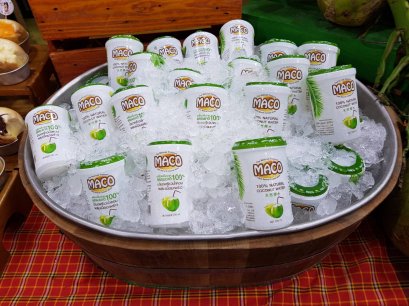 น้ำมะพร้าวมาโค่