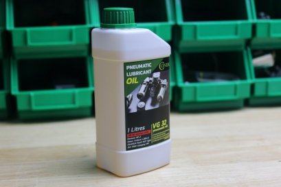 น้ำมันเติมชุดกรองลม 1ลิตร (lubricant oil for service unit 1 litres)