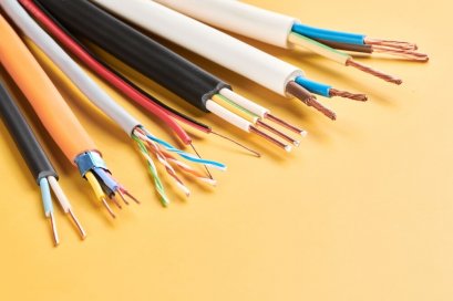 ลักษณะของวัสดุที่บ่งบอกว่าเป็นคุณสมบัติสายไฟที่ดี