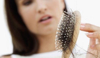 การรักษาผมร่วงเป็นหย่อมด้วยการฉีดยาเข้าที่รอยโรค