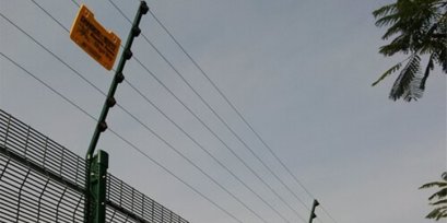 Electric Fence High Voltage