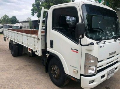 รถบรรทุก 6 ล้อ