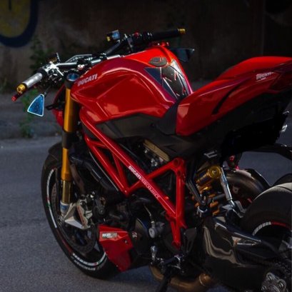 Ducati Thailand Desmo Week 2013 - Troy Bayliss