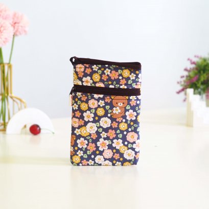 กระเป๋าสะพายมือถือ ลายคุมะดอกไม้