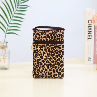 กระเป๋าสะพายมือถือ ลายเสือน้ำตาลดำ