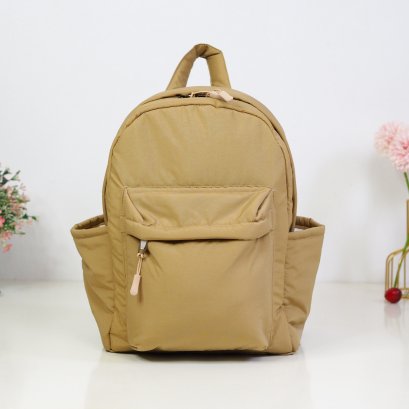 เป้กลางผ้าไนลอนกันน้ำ สีน้ำตาล