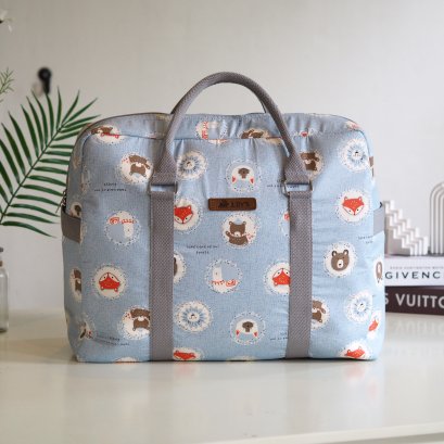 CARRYON ลายหมีฟ้า