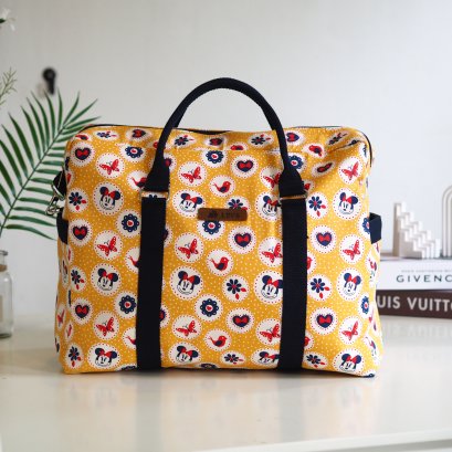 CARRYON ลายมินนี่โบว์แดงพื้นเหลือง