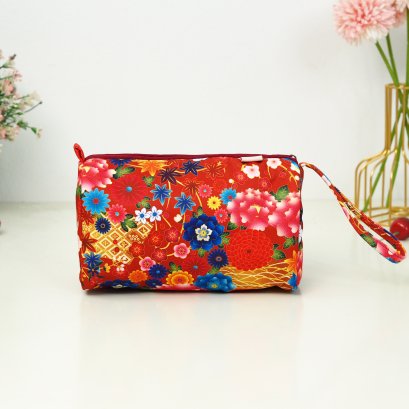 เครื่องสำอางรังผึ้ง ผ้ากันน้ำ ดอกโบตั๋นแดง