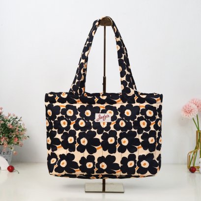 BUNBUN ผ้ากันน้ำ ดอกดำพื้นเบจ