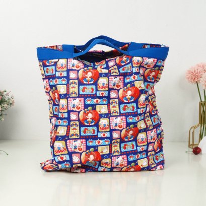 Hana Pre ผ้ากันน้ำพิมพ์ลาย เจ้าหญิงแอปเปิ้ล