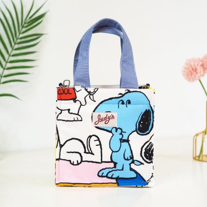 มาการอง ลายสนูปปี้ขาวใหญ่(มีซิป)