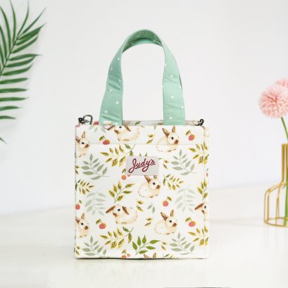 มาการอง ลายกระต่ายใบไม้ครีม