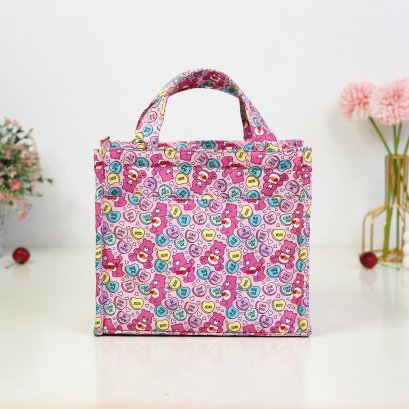 มาการองผ้ากันน้ำ ลายหมี care bears พื้นชมพู