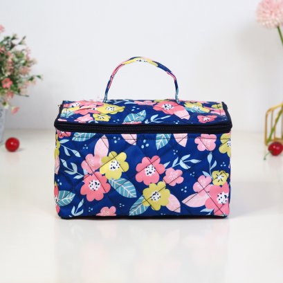 เครื่องสำอางหมอจัมโบ้ ลายดอกชมพูพื้นกรม