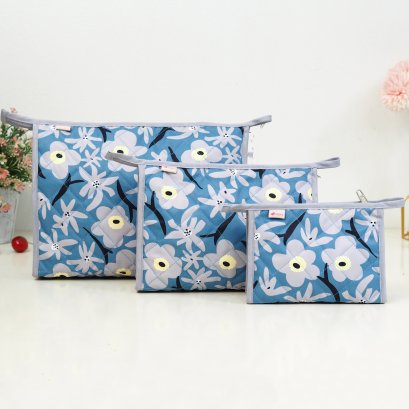 เครื่องสำอางสามอนงค์ ผ้ากันน้ำ ดอกเทาพื้นฟ้า