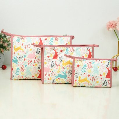 เครื่องสำอางสามอนงค์ ผ้ากันน้ำ กระต่ายดอกไม้จูดี้