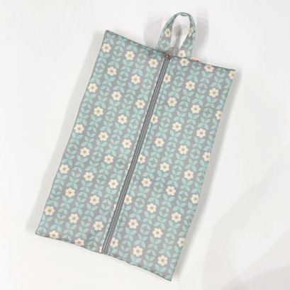 กระเป๋ารองเท้า ใบไม้เขียว