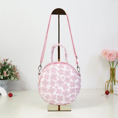 กระเป๋าวงกลม ผ้ากันน้ำลาย ซากุระชมพู