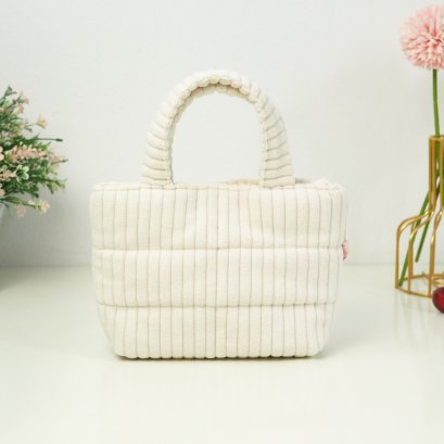 ถือจิ๋ว XS ลูกฟูก สีครีม