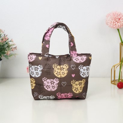 ถือจิ๋ว XS ผ้ากันน้ำ หมีหัวใจพื้นน้ำตาล