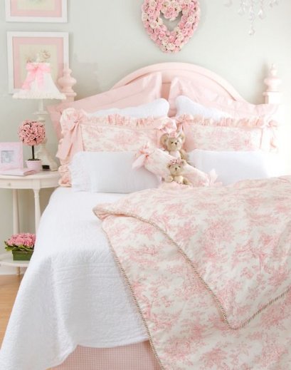 เคล็ดลับแต่งห้องนอนเสริมรักตามหลักฮวงจุ้ย