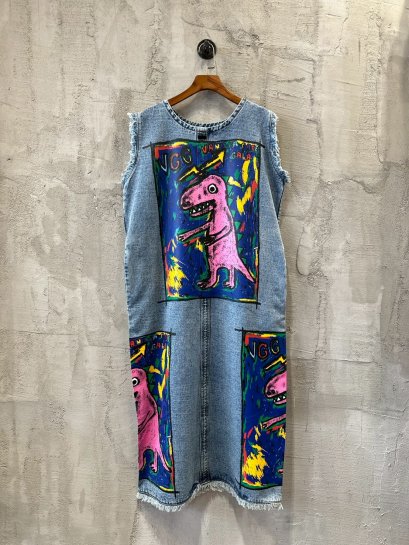 Ruay Single Graffiti