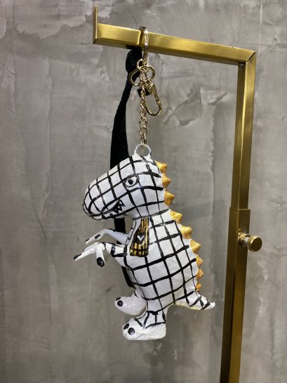 Ruay Standing Bag Charm