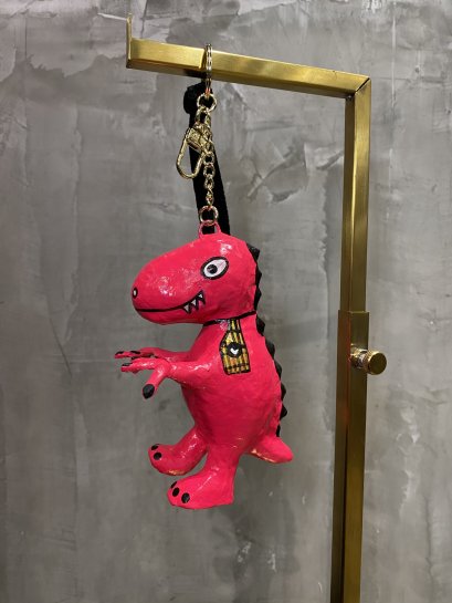 Ruay Standing Bag Charm