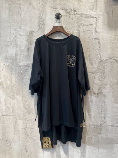 Vanilla Gate-Gala's House Mark