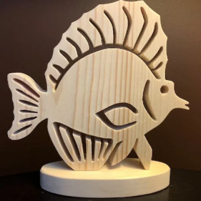 ไม้สนฉลุลาย แบบที่ 1 ปลา สูง 35 ซม. ตกแต่งบ้าน ตกแต่งออฟฟิศ ตกแต่งโต๊ะ แท่นโชว์ เสริมฮวงจุ้ย fish wooden wood decor งานไม้ งานคนไทย