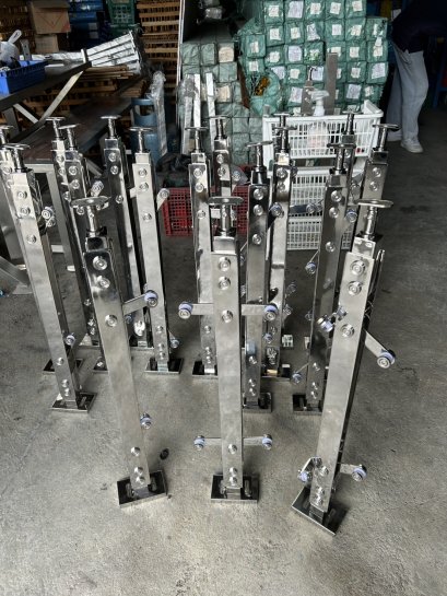 ชุดเสากันตกกระจก KMB 003 แฟลตบาร์ ผิวเงา