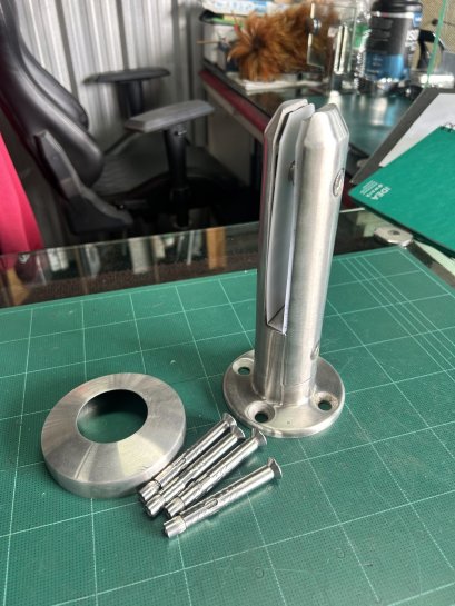 KMB KC309-225 แบบเจาะรู