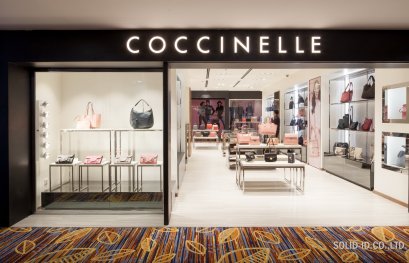 Shop : COCCINELLE @YANGON