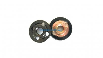 ประกับล็อคใบ หินเจียร Makita 4&quot; รุ่น 9500N (เกลียวละเอียด)