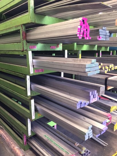 แบนสเตนเลสมิล