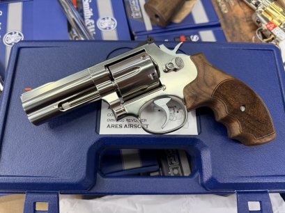 ARES S&W 686 3.5" Co2