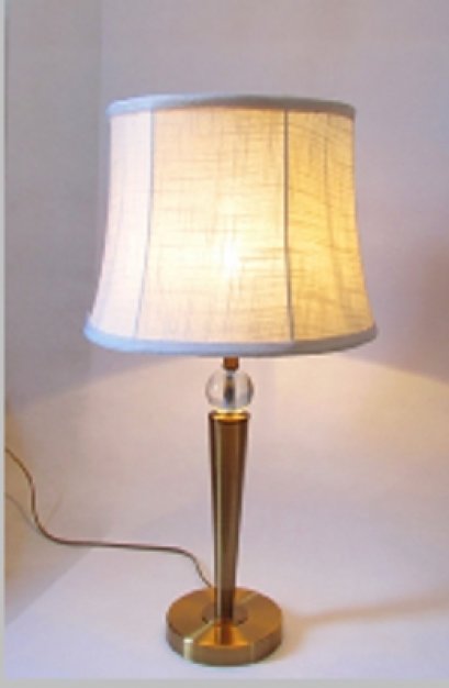 โคมไฟตั้งโต๊ะ MT8015