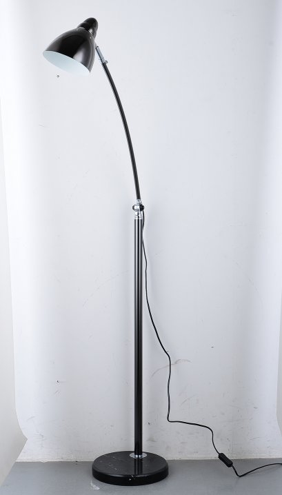 โคมไฟตั้งพื้นอ่านหนังสือ ML0107 BC