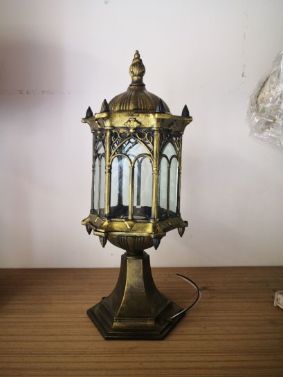 โคมไฟหัวเสา  S-4-BG