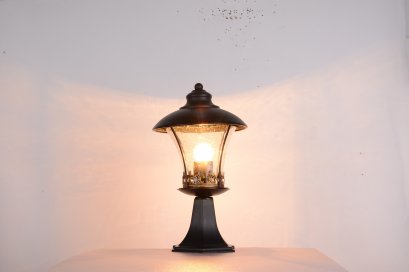 โคมไฟหัวเสา 2218-1G