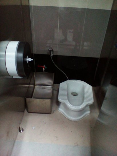 ห้องน้ำสแตนเลส