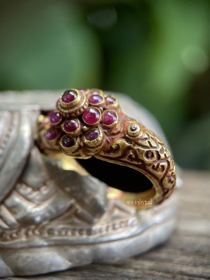 Budding Lotus Petal Ring adorned with Emerald and Ruby(copy)